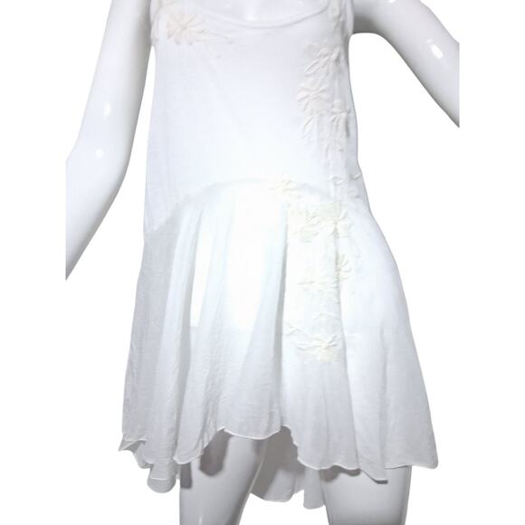 Johnny Was 4 Love And Liberty Women's size S
Embroidered Whimsical Fairycore Top - Picture 4 of 8